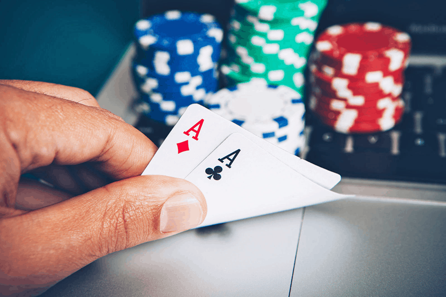 Những mẹo chơi Poker hay ho đảm bảo bất bại trên bàn đấu - Hình 1