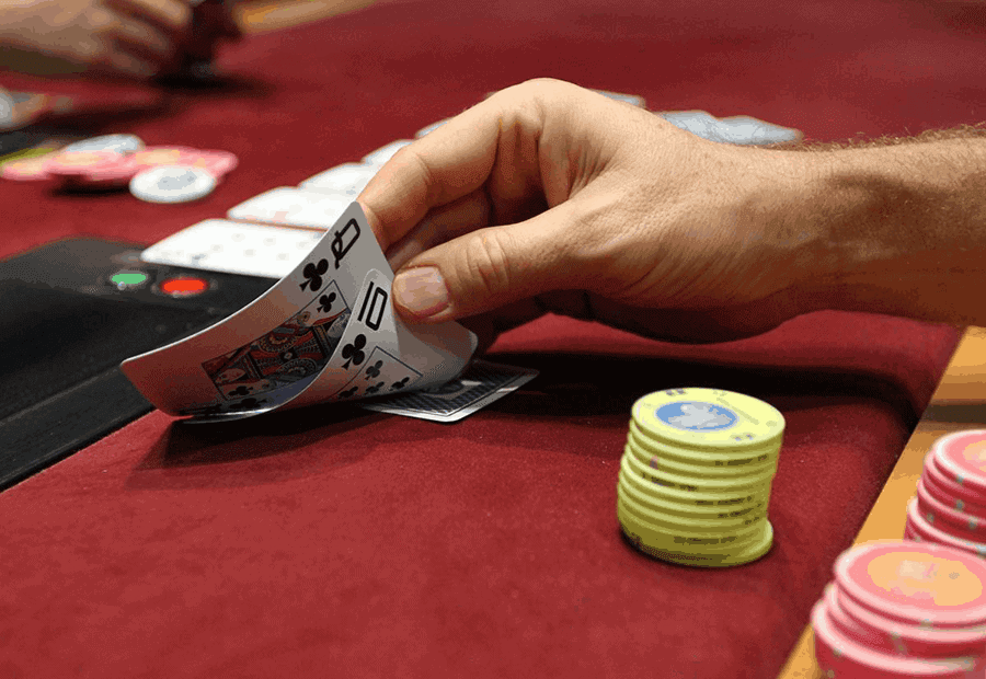 Những bí quyết chiến thắng dành cho người chơi Poker