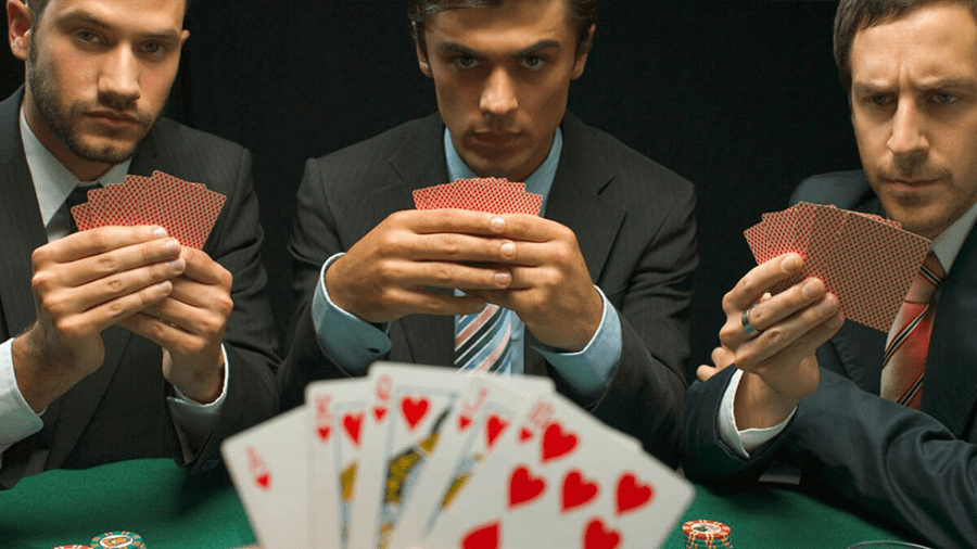 Tìm hiểu về trò chơi kiếm tiền, giải trí hàng đầu hiện nay - Poker