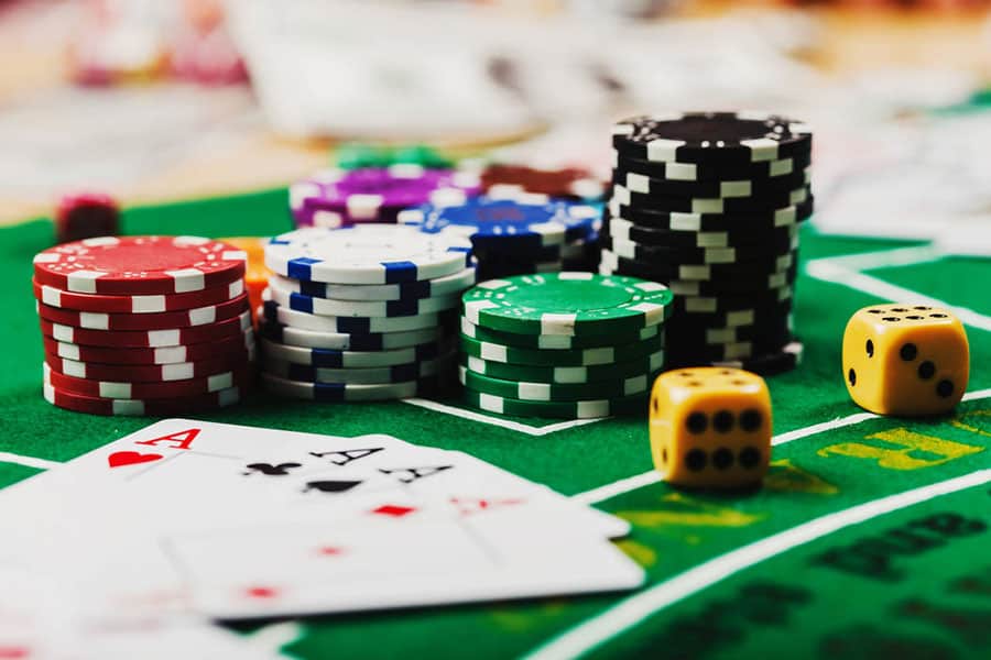 Tìm hiểu về Baccarat - Trò chơi mang tính biểu tượng tại sòng bạc