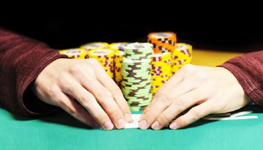 Những mẹo chơi Blackjack nâng cao của cao thủ mà bạn nên biết 