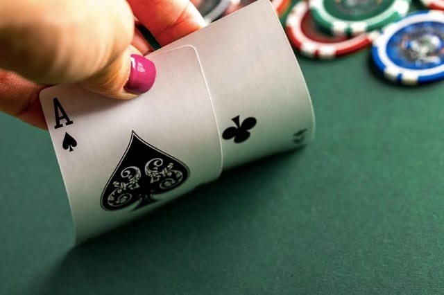 Tuyen tap nhung meo hay cho nguoi choi khi tham gia Poker online