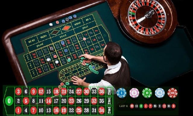 Kinh nghiem xuong mau de giam thieu rui ro khi dat cuoc vao Roulette online